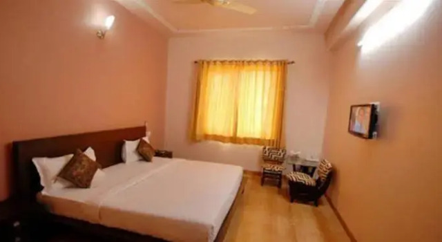 Hotel Corbett Plaza, Rezervovat Hotel Ramnagar Uttarakhand