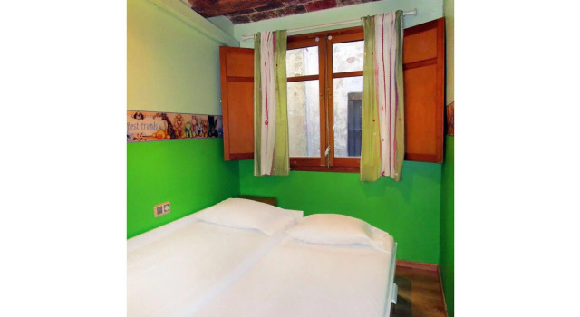 Martha's Guesthouse, Забронировать Отель Барселона провинция Барселона, рядом с Приход Св. Августина