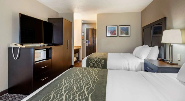 Четырёхместный номер Standard Comfort Inn & Suites Fruita - Grand Junction