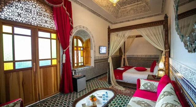 Люкс Royal с балконом Palais Houyam