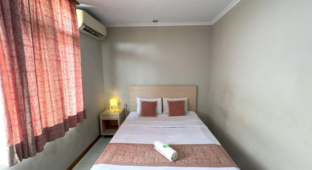 OYO 3819 Hotel Winotosastro