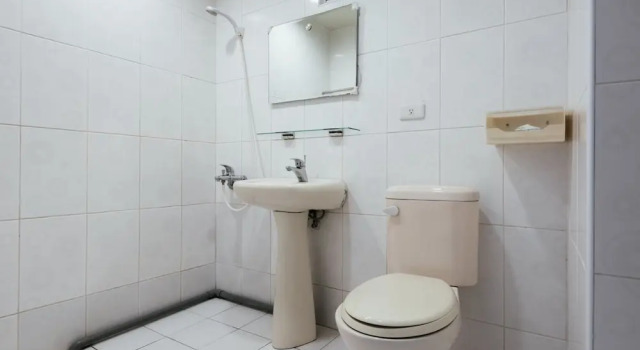 Четырёхместный номер Comfort с балконом Fengjia Love I Hostel