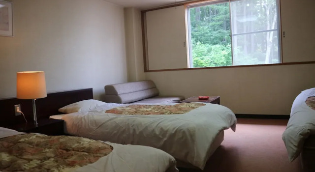 Трёхместный номер Standard Hotel Ryuo Village