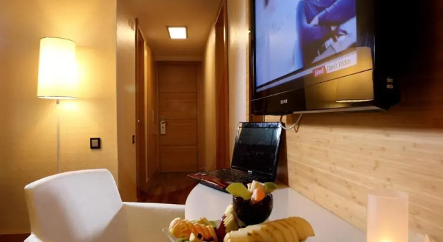 Двухместный номер Deluxe Sultan Hotel-Restaurant-Bistro