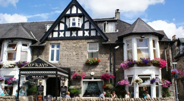 The Strathgarry Restaurant & Rooms, Book Hotel Pitlochry Perthshire