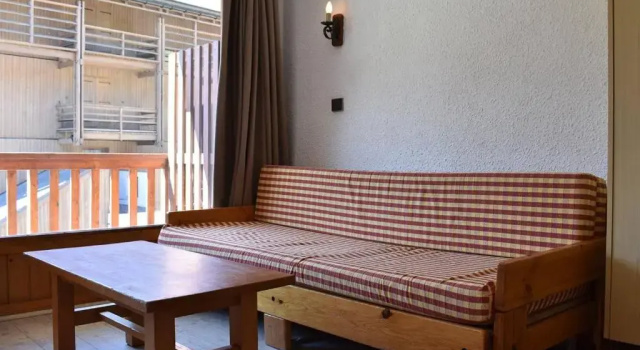 Chalet cosy 6 pers. à 100m des pistes avec garage fermé et parking, Méribel - FR-1-180-411, Забронировать Шале Мерибель-ле-Альё Лез-Аллю