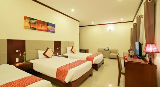 Трёхместный номер Deluxe Ban Thach Riverside Hotel & Resort