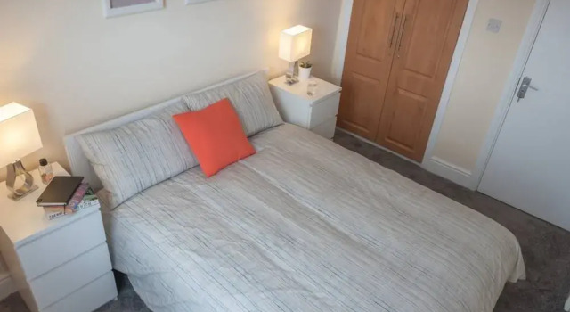 Central Dublin 2 Bedroom Flat