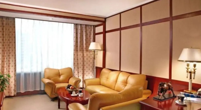 Люкс Business Xiamen Huaqiao Hotel