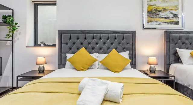Luxury Studio Suite Near Euston Central London, Varaa Huoneisto Asunnot kohteessa Merseyside, Huoneisto