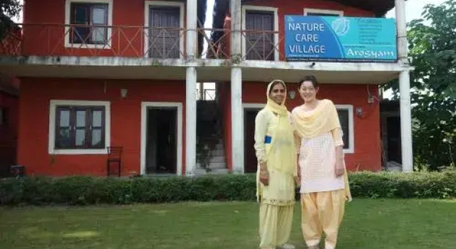 Nature Care Village- Ayurveda Yoga Retreat, Rezervovat Hotel Laal Tappar Uttarakhand