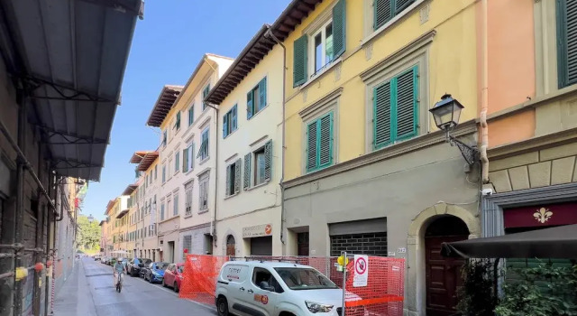Barnaba Apartment by Mamo Florence