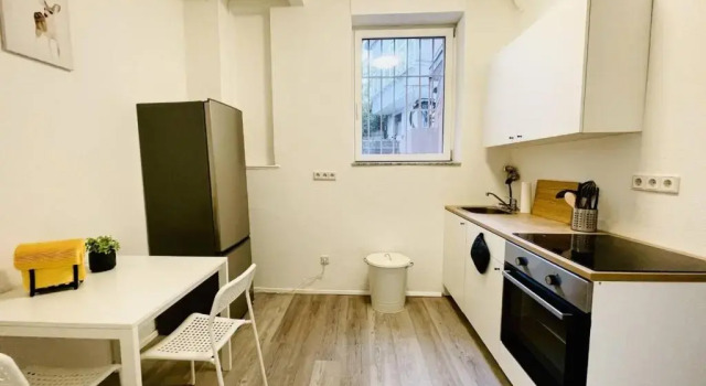 Апартаменты Newly Furnished Beautiful Apartment In The Center With Smart TV