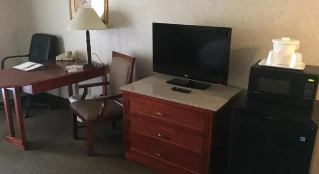 Номер Standard Quality Inn & Suites Albuquerque Midtown - University Area