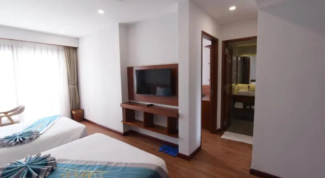 Четырёхместный номер Standard MENTO HOTEL QUY NHƠN