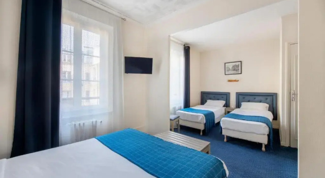 Семейный номер Standard Royal Hotel Versailles
