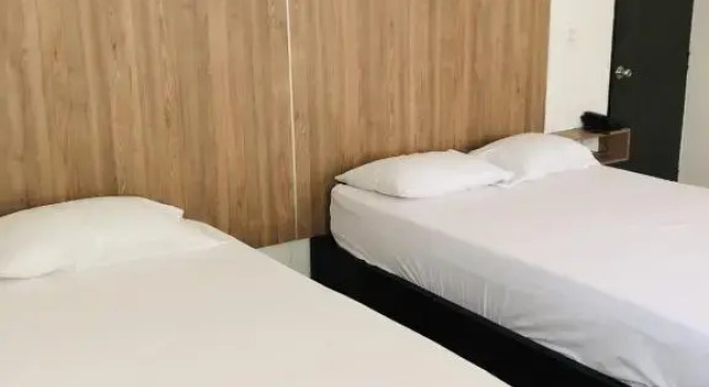 Трёхместный номер Standard Hotel Center Plaza Plus
