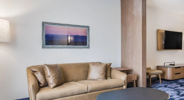 Четырёхместный люкс Fairfield Inn & Suites Rolla