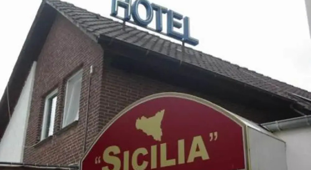 Hotel Ristorante Sicilia, Забронировать Отель Таппенбек Brunswick Land