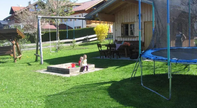 Апартаменты Landhaus Tannheimer