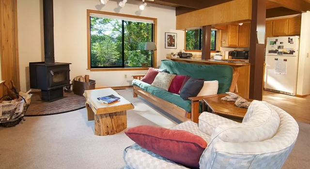 Index River Roost - Three Bedroom Cabin with River View, Varaa Hotelli Index Washington (state)