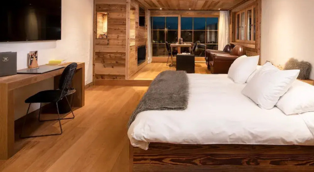 Junior suite con balcone Hostellerie du Pas de lOurs "Relais et Châteaux"