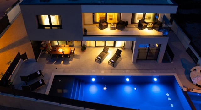 Villa Santa With Heated Pool, Book Villa Hoteller i Pakostane med pool, Swimmingpool