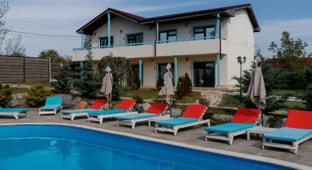 Casa ROA cm Camere de inchiriat, Rezerwuj Hotel Dunavatu de Jos 