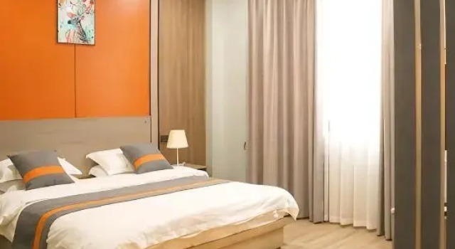 Люкс Deluxe Orange Business Hotel