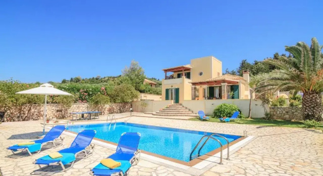 Вилла Beachfront Villa Victoras - With private beach