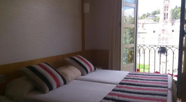 Двухместный номер Standard с красивым видом из окна Hotel Vía Gótica