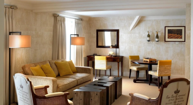 Люкс Luxury The Vineyard Hotel