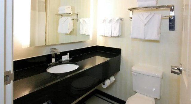 Четырёхместный номер Standard Fairfield Inn & Suites by Marriott Charleston Airport/Convention Center
