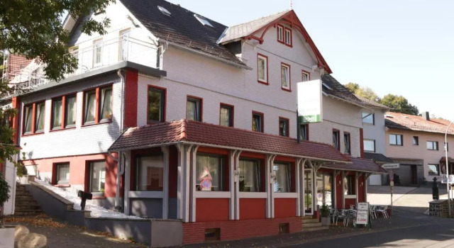 Hotel Ristorante Ätna, Забронировать Отель  