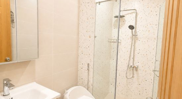 Summer Apartment Hotel- walk 10 minute to Airport