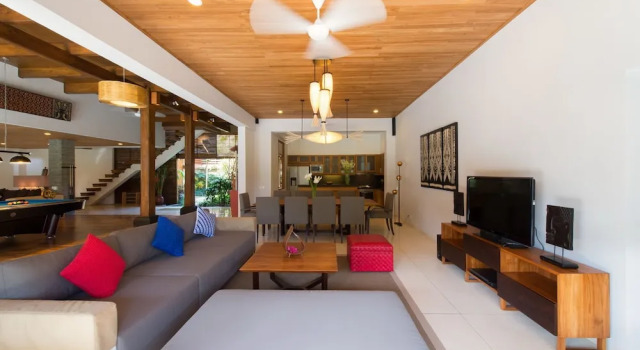 Villa 5 Br - 2 min Walk From Kudeta, Rezervovat Vila Vily v Bali, Vila