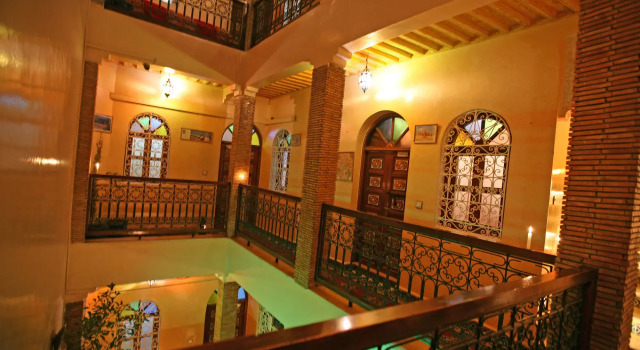 Riad Taghazoute, Забронировать Отель Медина 