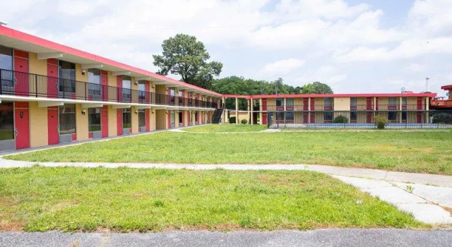 Кровать в общем номере OYO Hotel Doswell Kings Dominion