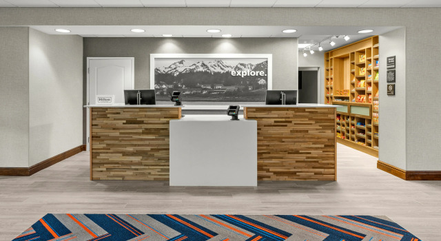 Hampton Inn & Suites Fairbanks, Rezerwuj Hotel Fairbanks Alaska