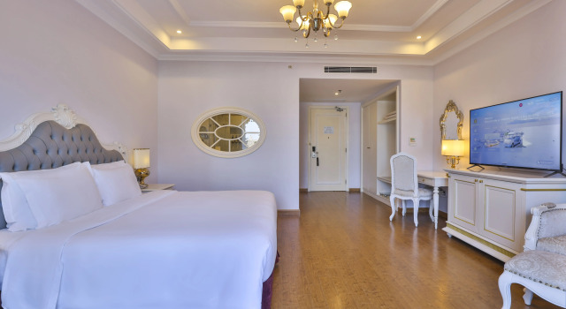 Номер Deluxe Vinpearl Resort & Spa Ha Long