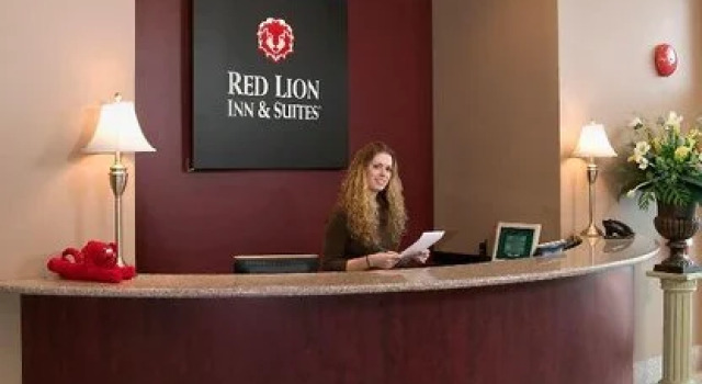 维多利亚红狮套房酒店, 预订 酒店 维多利亚 南温哥华岛