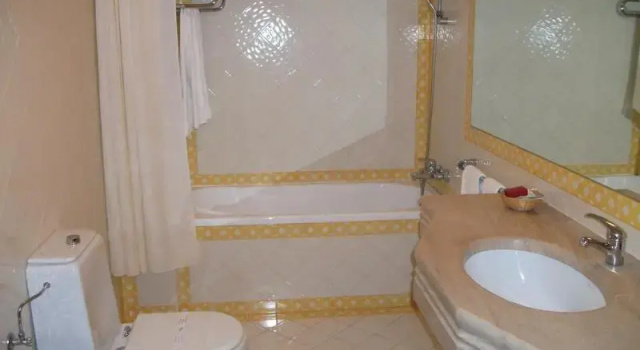 Двухместный номер Standard с балконом Hotel Francis