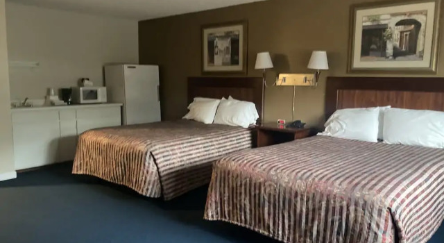 Четырёхместный номер Standard Travelodge by Wyndham Canyonville