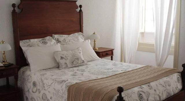 Hotel Ribamar, Rezervovat Hotel Hotely v Oeste s parkováním, Parkování