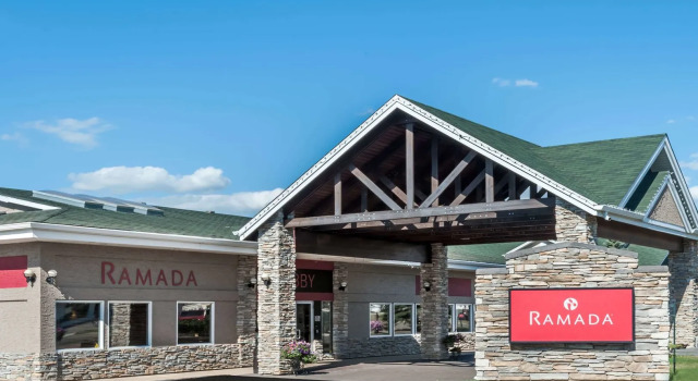 Stony Plain Inn and Suites