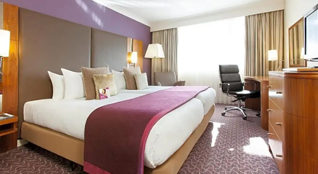 Номер Executive Village Hotel Reading