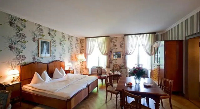 Номер Deluxe с видом на озеро Grandhotel Giessbach