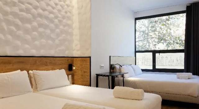 Четырёхместный номер Отель Barna House Hotel
