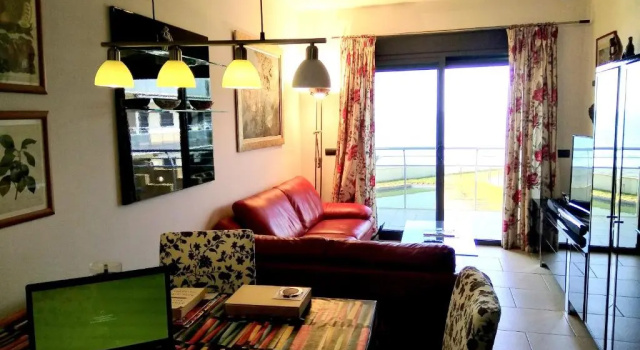 Apartment with 2 bedrooms in Mont roig Bahia with wonderful sea view shared pool enclosed garden 800 m from the beach, Book Lejlighed Mont-roig del Camp Tarragona