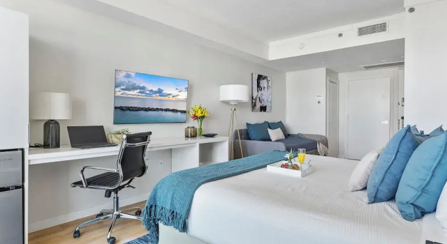 Двухместный семейный номер Standard с балконом и с видом на океан iCoconutGrove - Luxurious Vacation Rentals in Coconut Grove